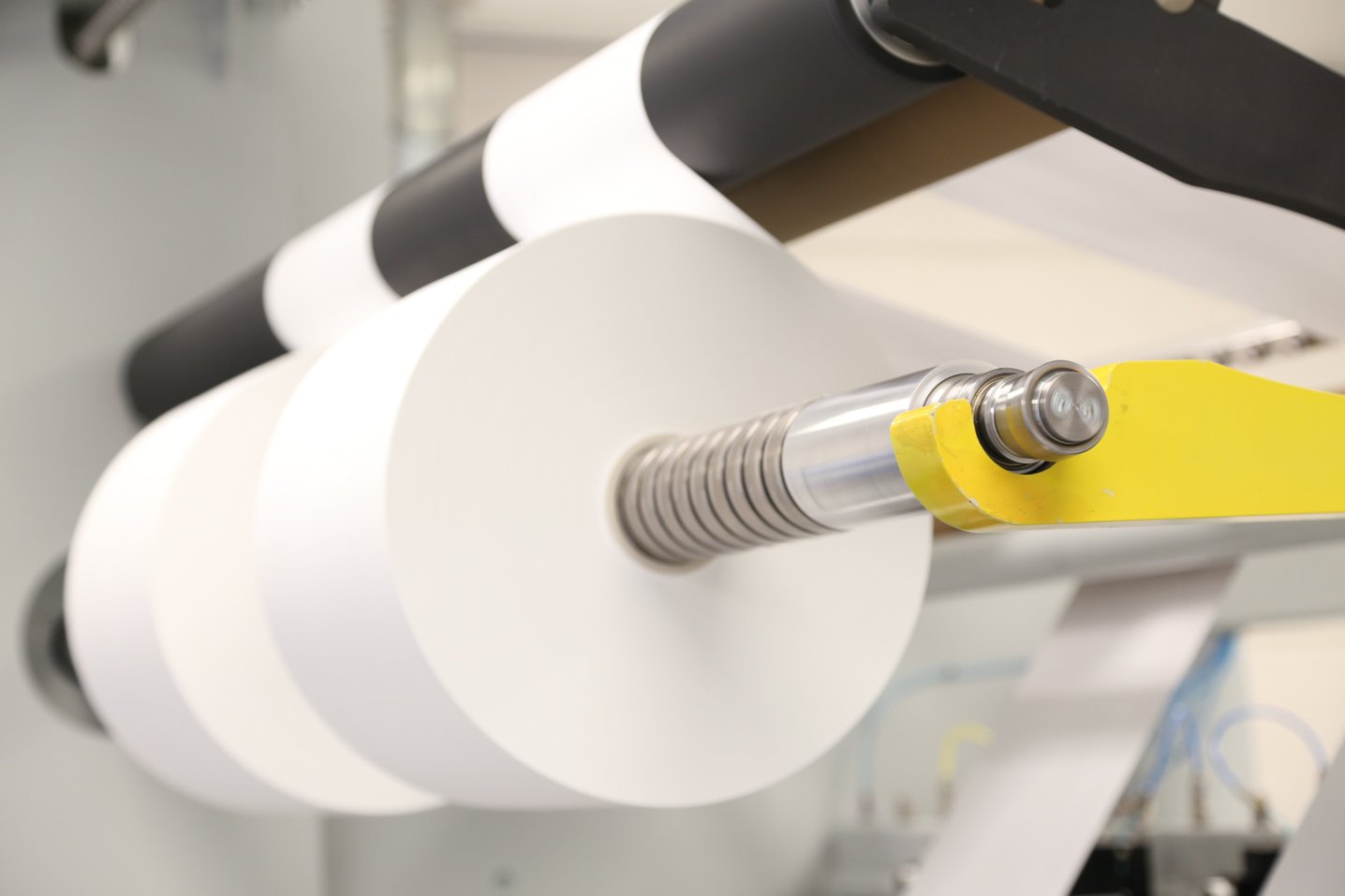 roll-stock-adhesive-lidding.jpg roll-stock-adhesive-lidding.jpg