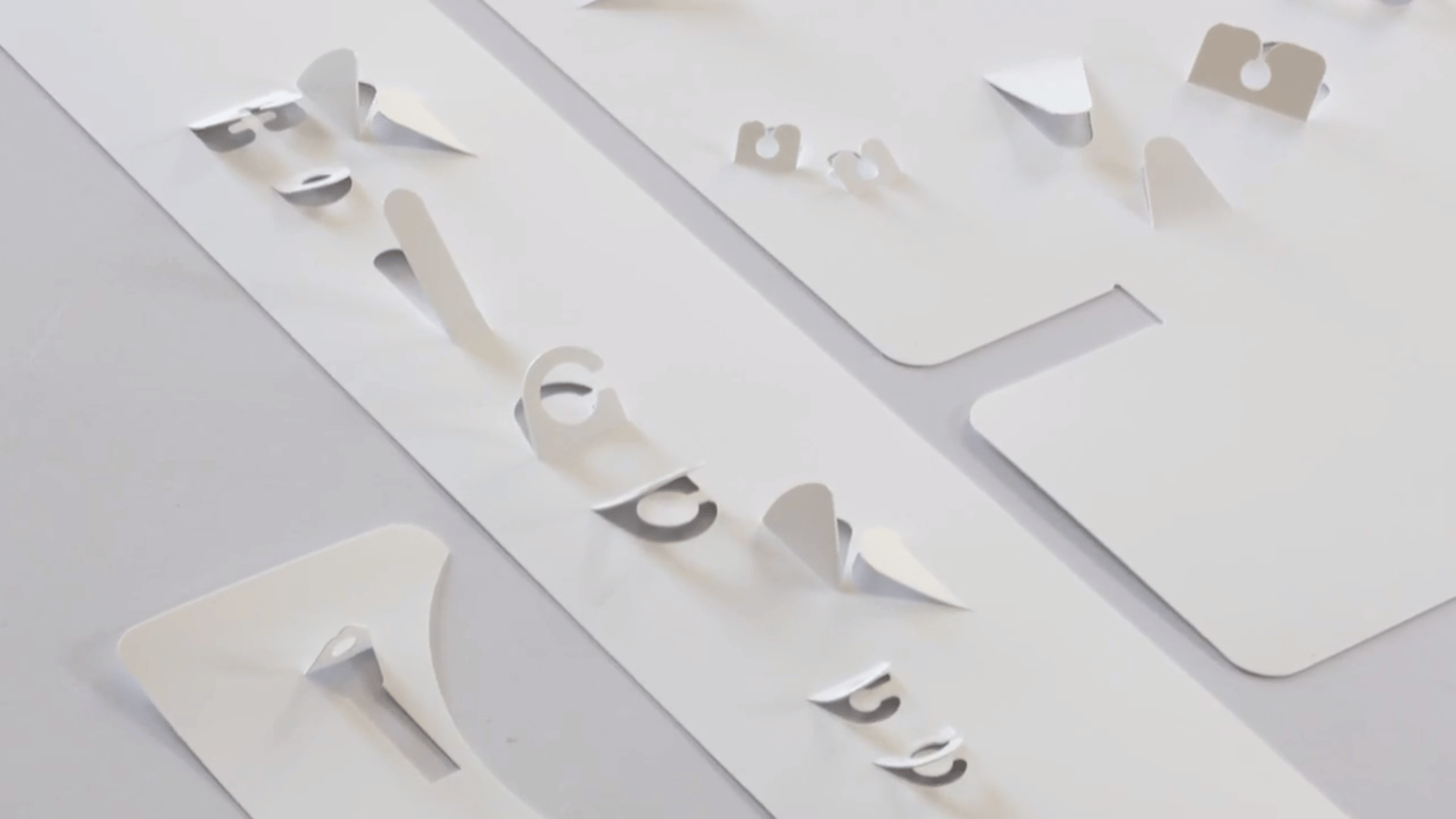 HDPE CleanCut Cards: A Simplified Alternative to Tray Packaging